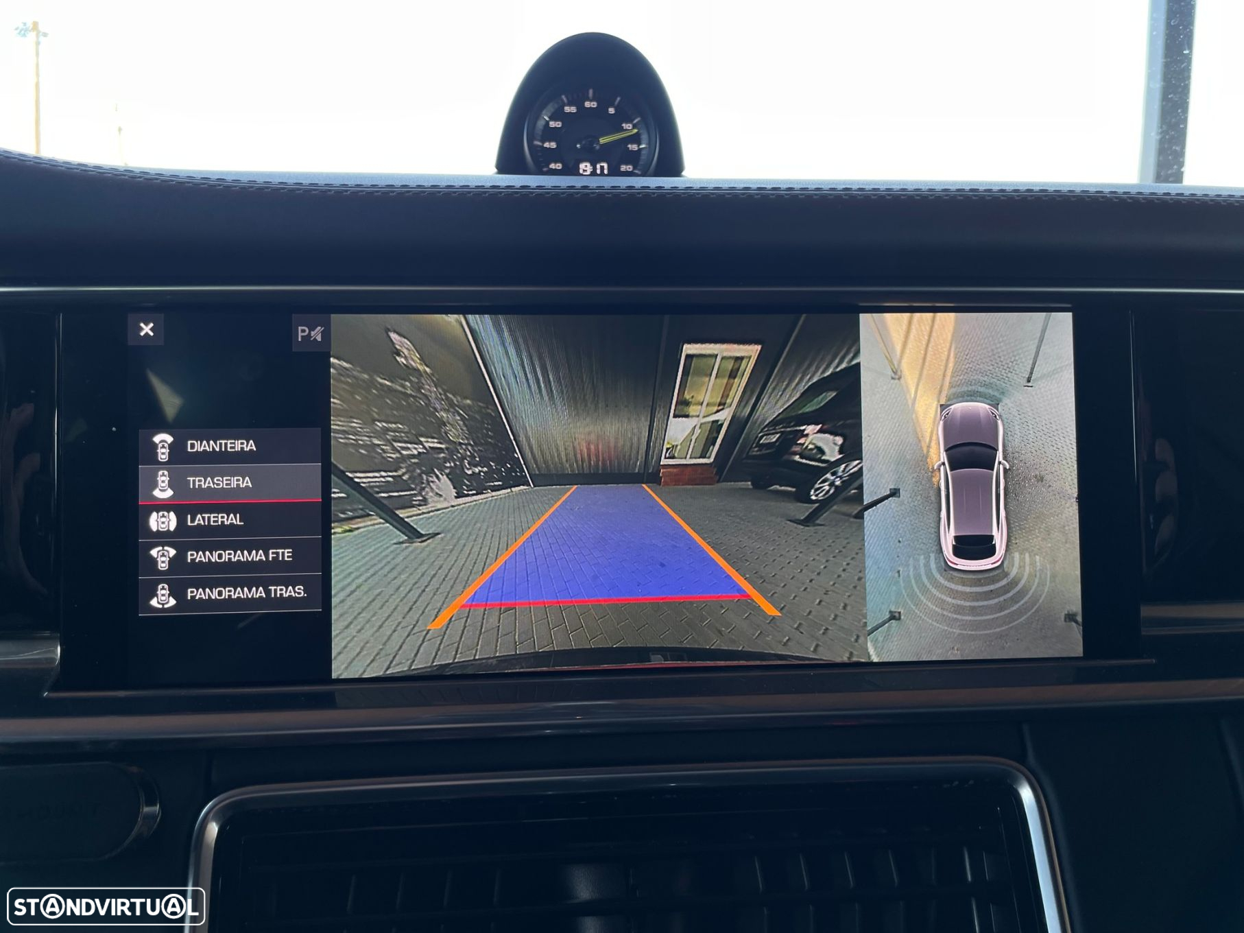 Porsche Panamera Sport Turismo 4 E-Hybrid - 23