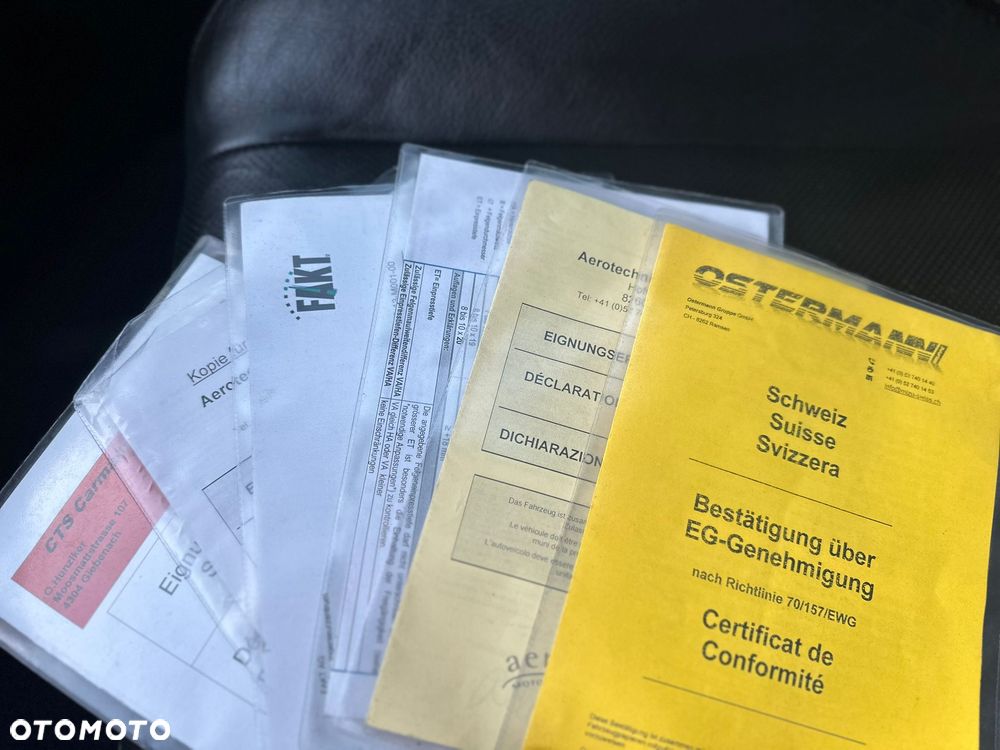 Subaru Legacy 2.5i GT - 17