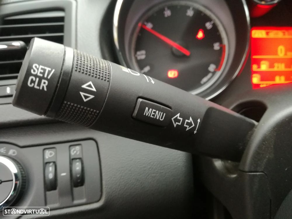 Opel Insignia Sports Tourer 2.0 CDTi Executive S/S - 23