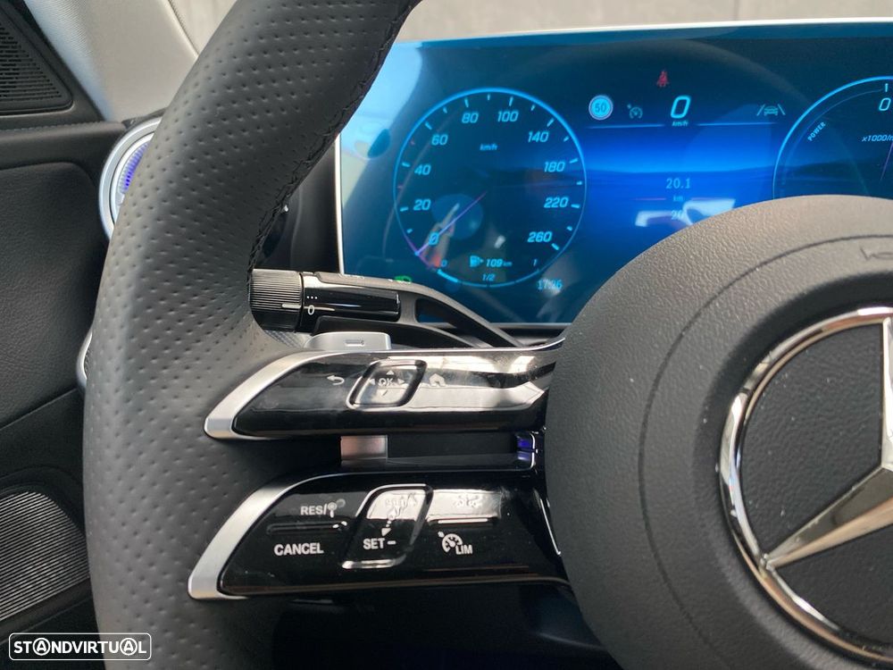 Mercedes-Benz C 300 e AMG Line - 16