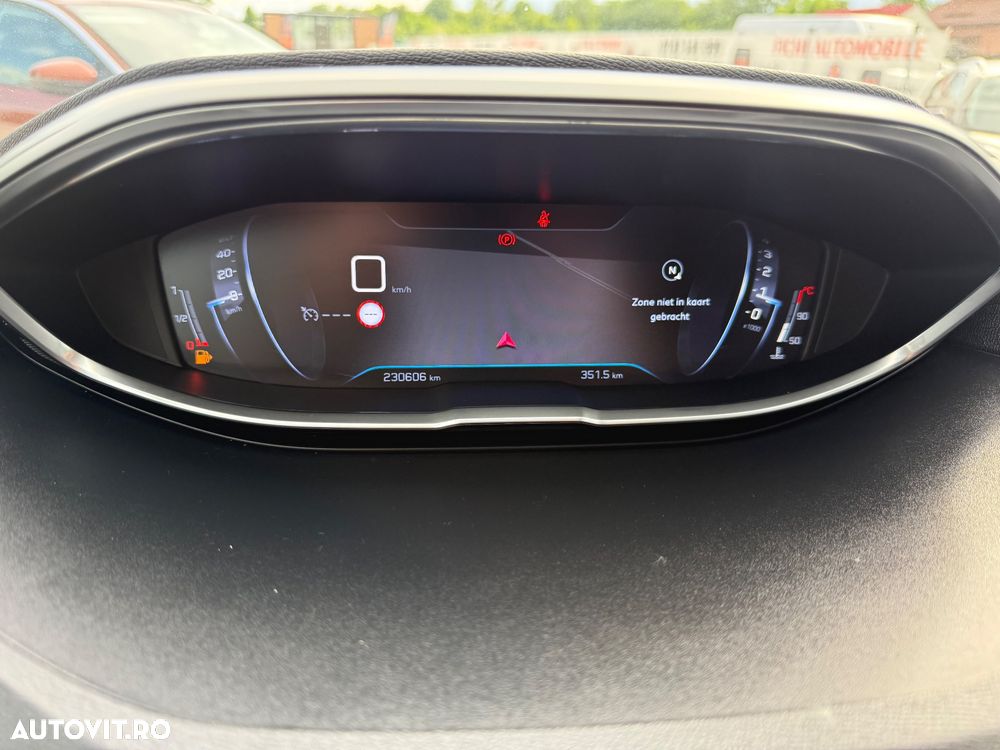 Peugeot 5008 BlueHDI 130 Allure Business-Paket - 16
