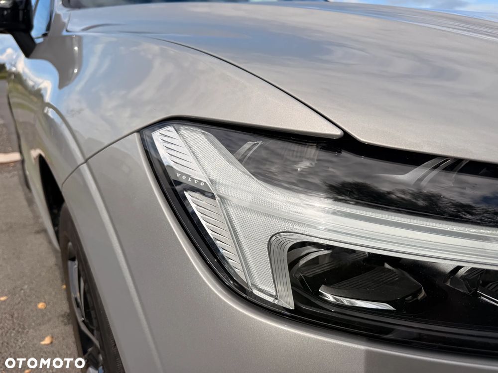 Volvo XC 60 B4 D R-Design - 37