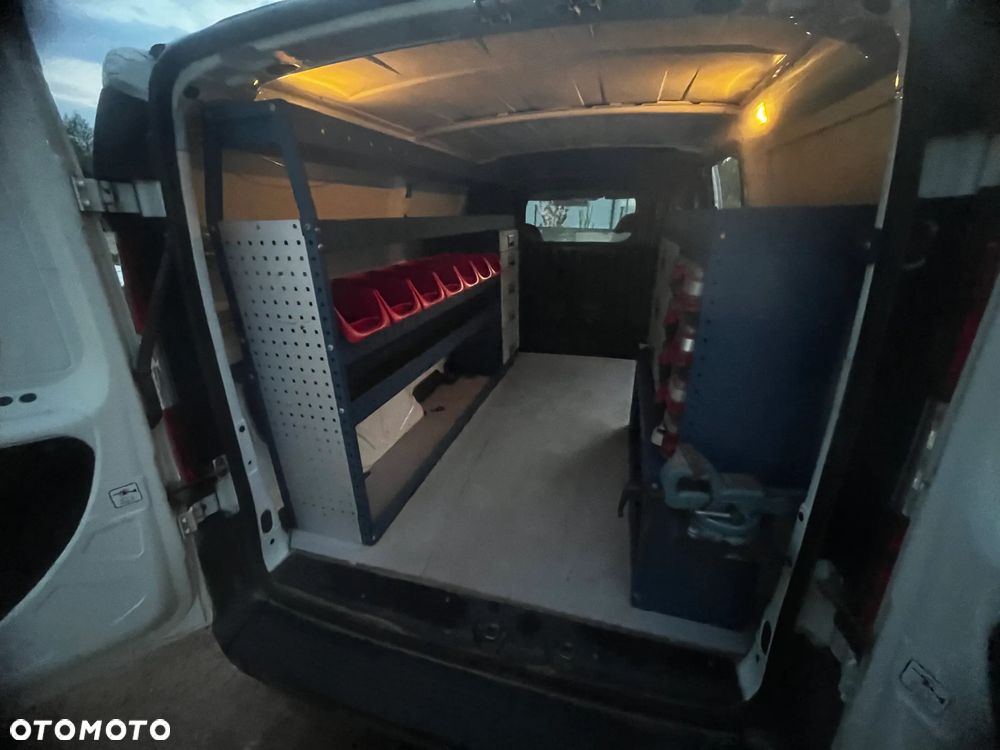 Fiat Doblo - 8