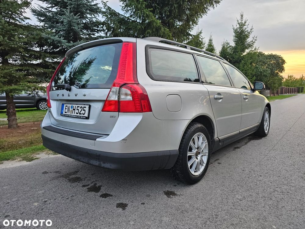 Volvo V70 2.0 - 32