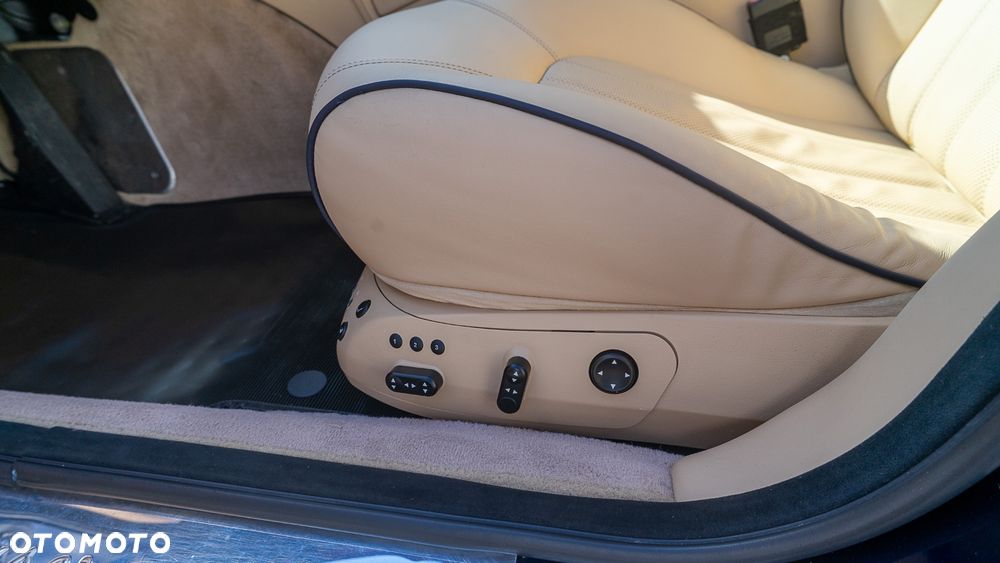Maserati Quattroporte - 20
