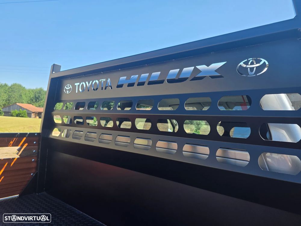 Toyota Hilux 2.5 D-4D 4WD CE CM AC - 3