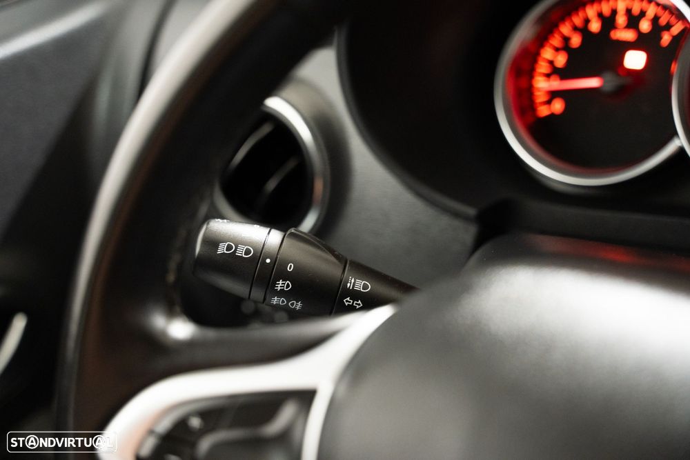 Dacia Lodgy 1.5 Blue dCi Stepway 7L - 10