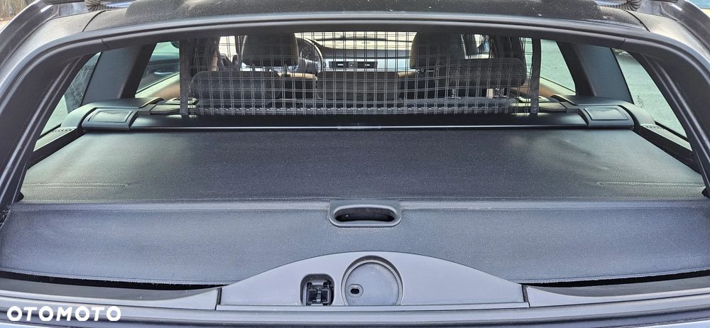 BMW Seria 3 320i - 19