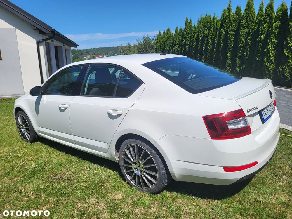 Skoda Octavia 1.8 TSI Elegance DSG - 4