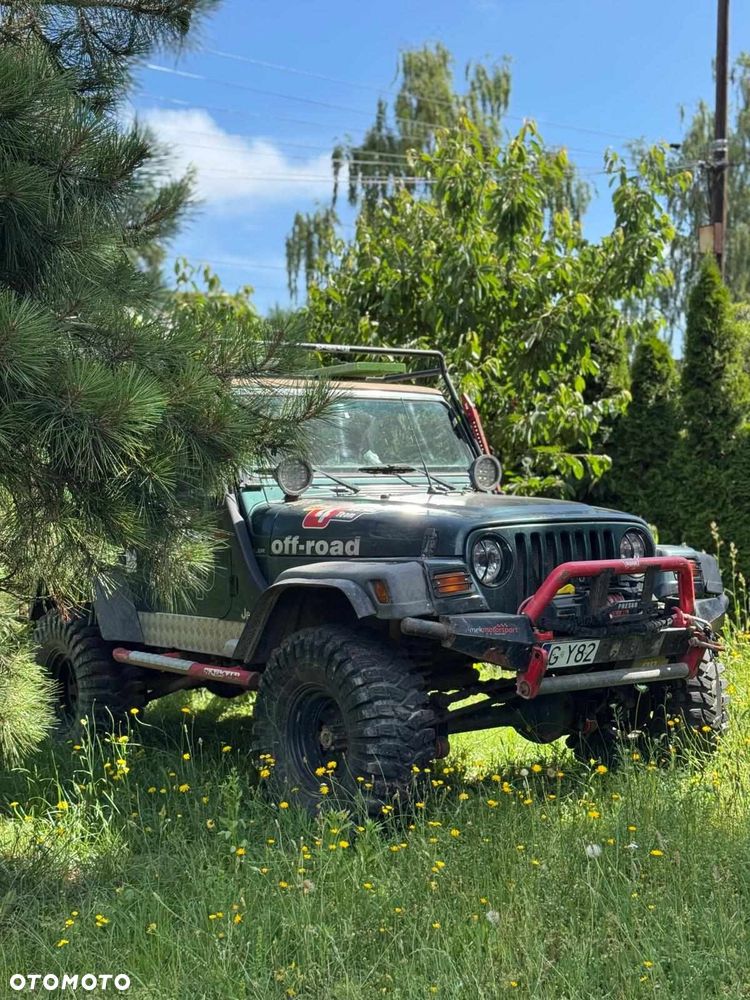 Jeep Wrangler - 6