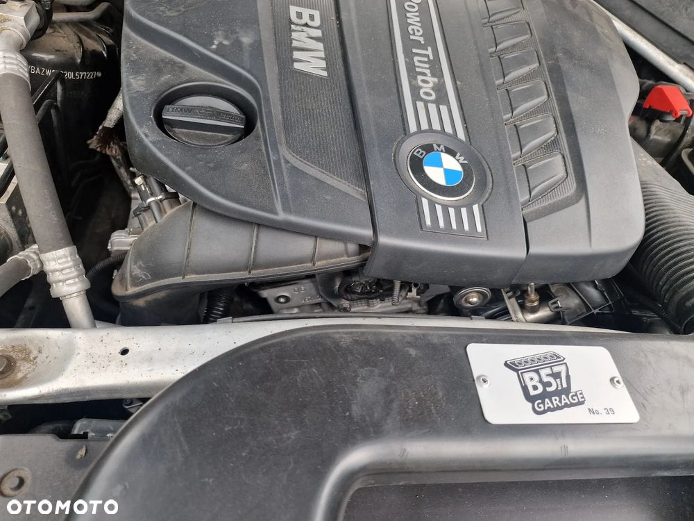 BMW X5 xDrive40d - 17