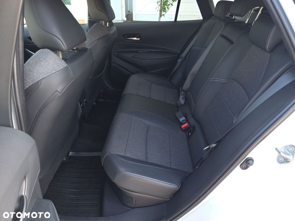 Toyota Corolla 1.8 Hybrid Style - 14