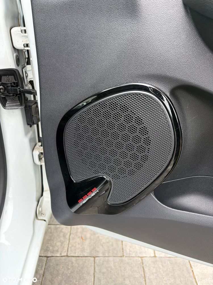 Renault Clio - 18