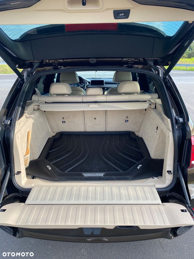 BMW X5 xDrive30d - 17