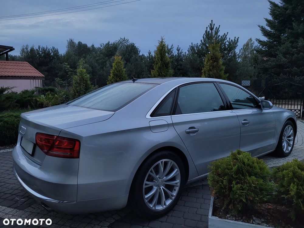 Audi A8 - 5