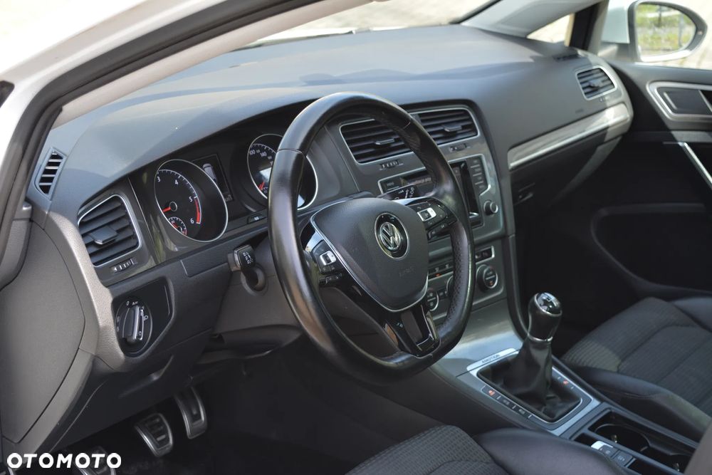 Volkswagen Golf Alltrack 2.0 TDI 4Motion BlueMotion Technol - 18