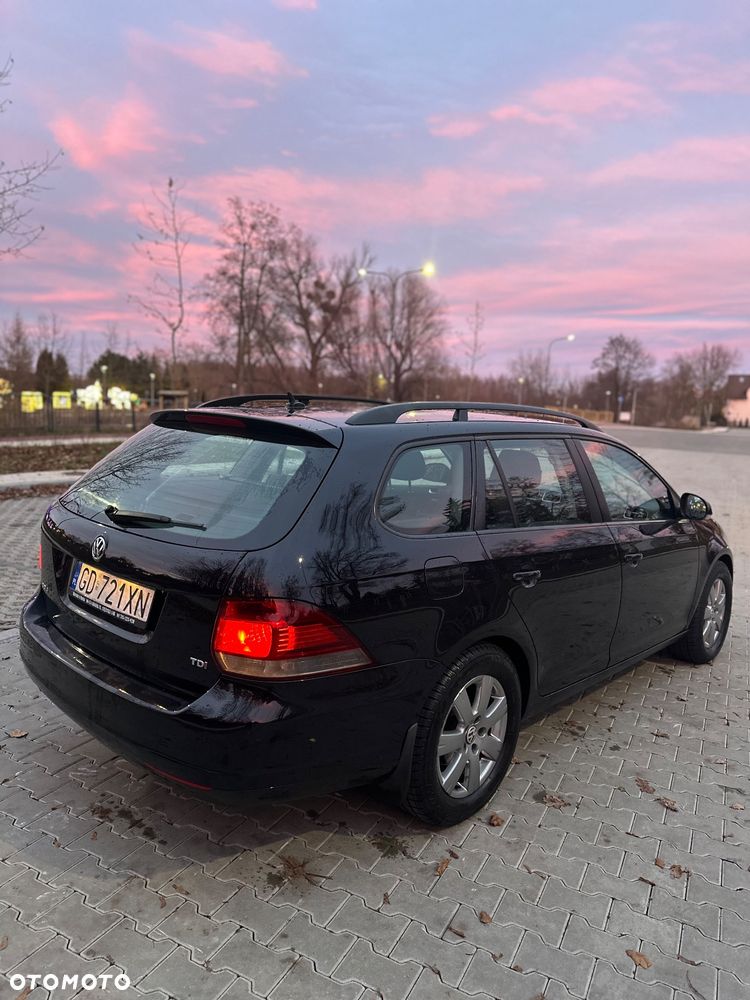 Volkswagen Golf 1.6 TDI DPF Comfortline - 4