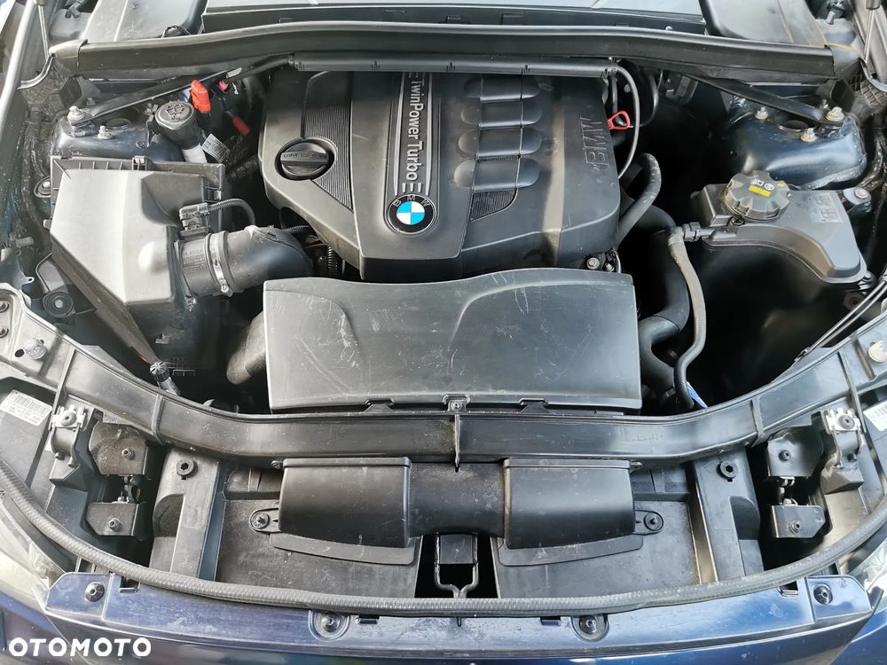 BMW X1 sDrive18d xLine - 10