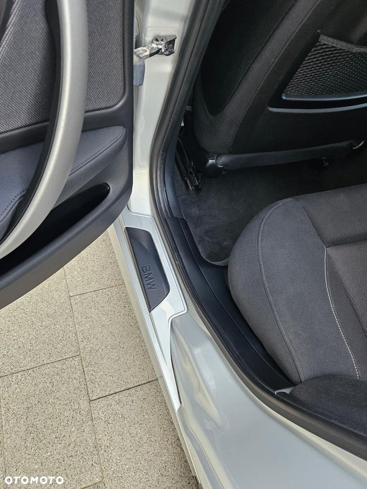 BMW Seria 1 - 11