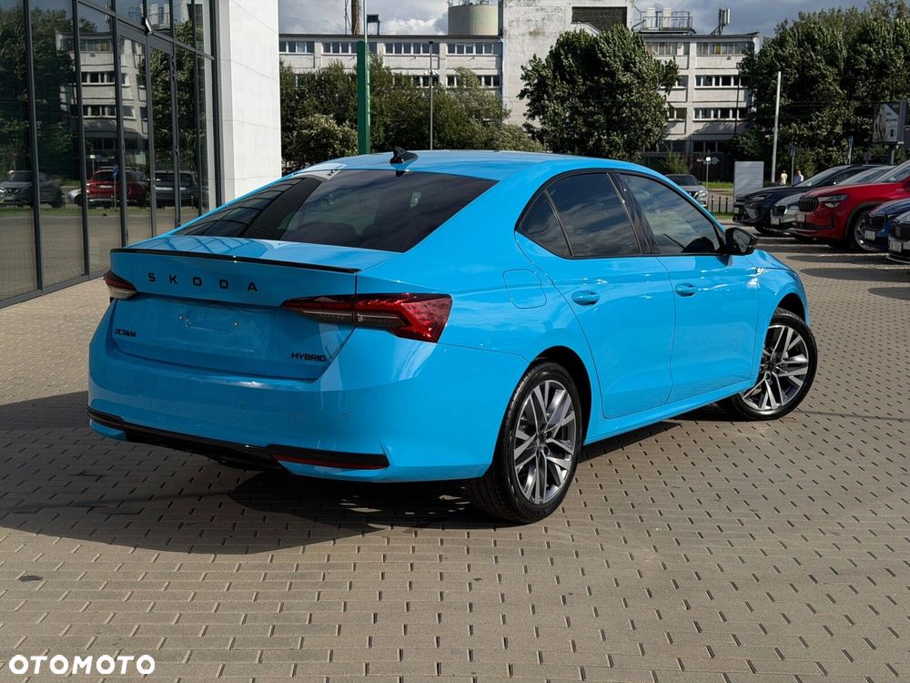 Skoda Octavia 1.5 TSI mHEV Sportline DSG - 6