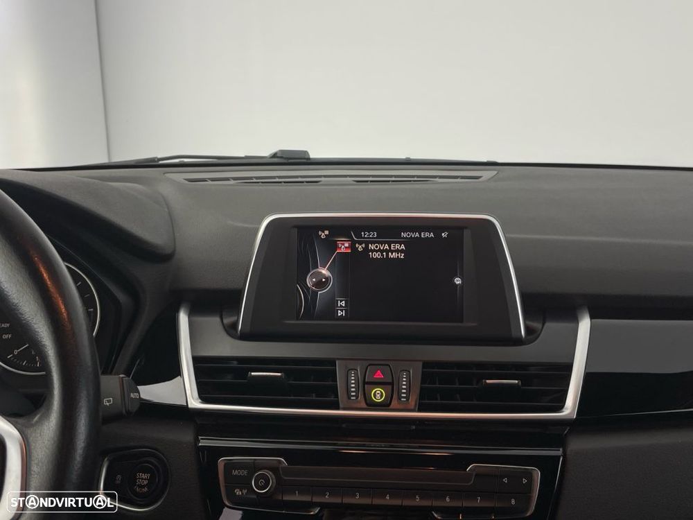 BMW 216 Active Tourer d Auto - 15