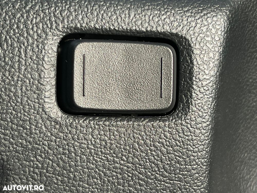Toyota Yaris 1.5 MT Dynamic - 18