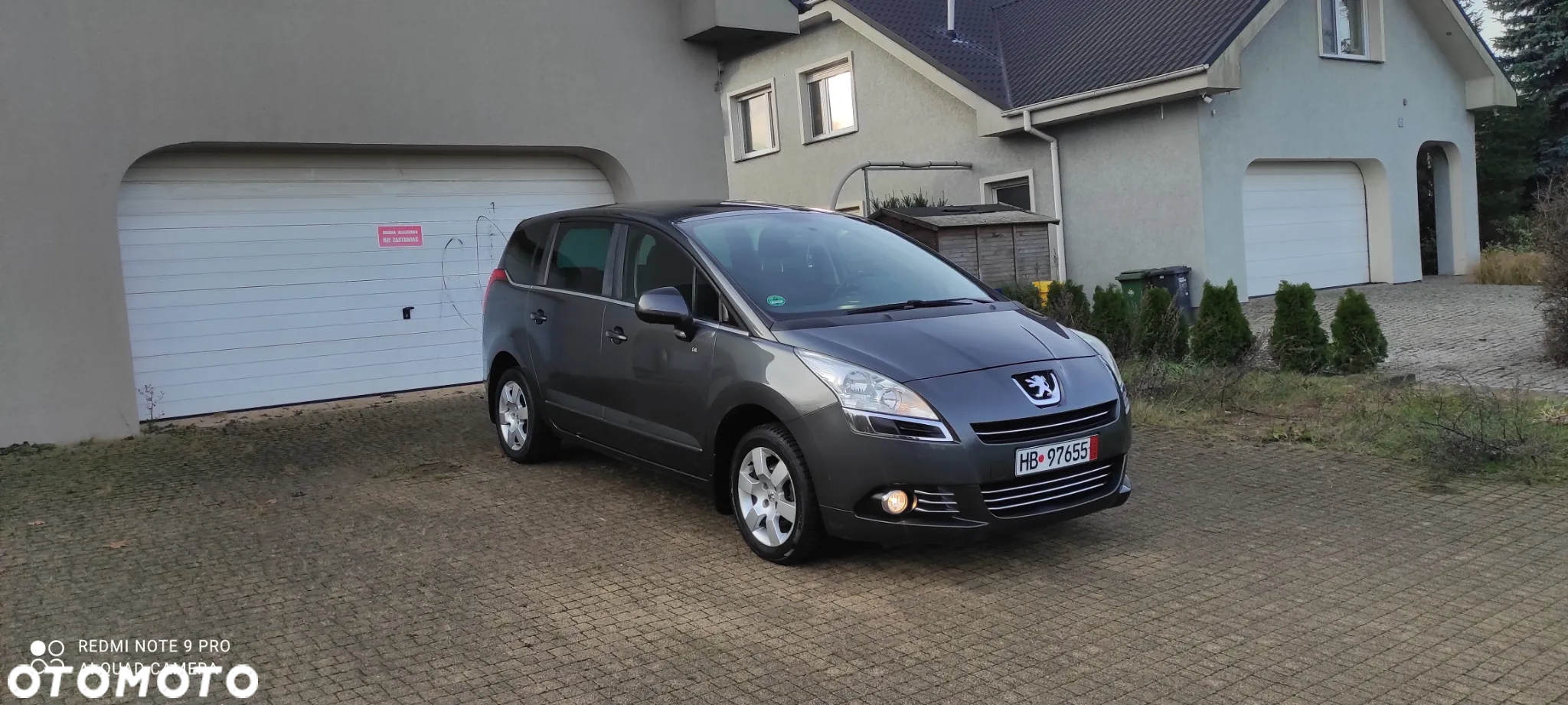 Peugeot 5008 HDI FAP 110 EGS6 Premium - 39