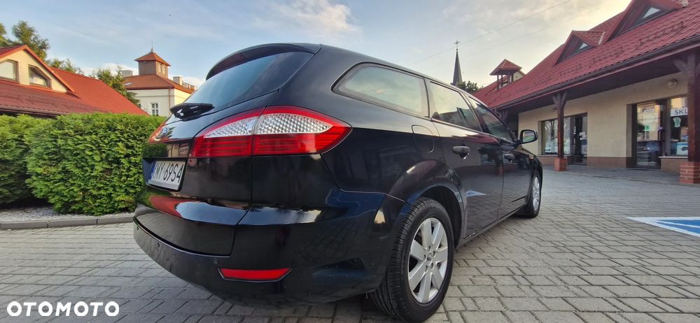 Ford Mondeo 2.0 TDCi Ambiente - 6