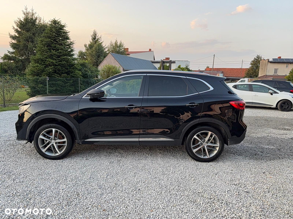 MG EHS PHEV Luxury