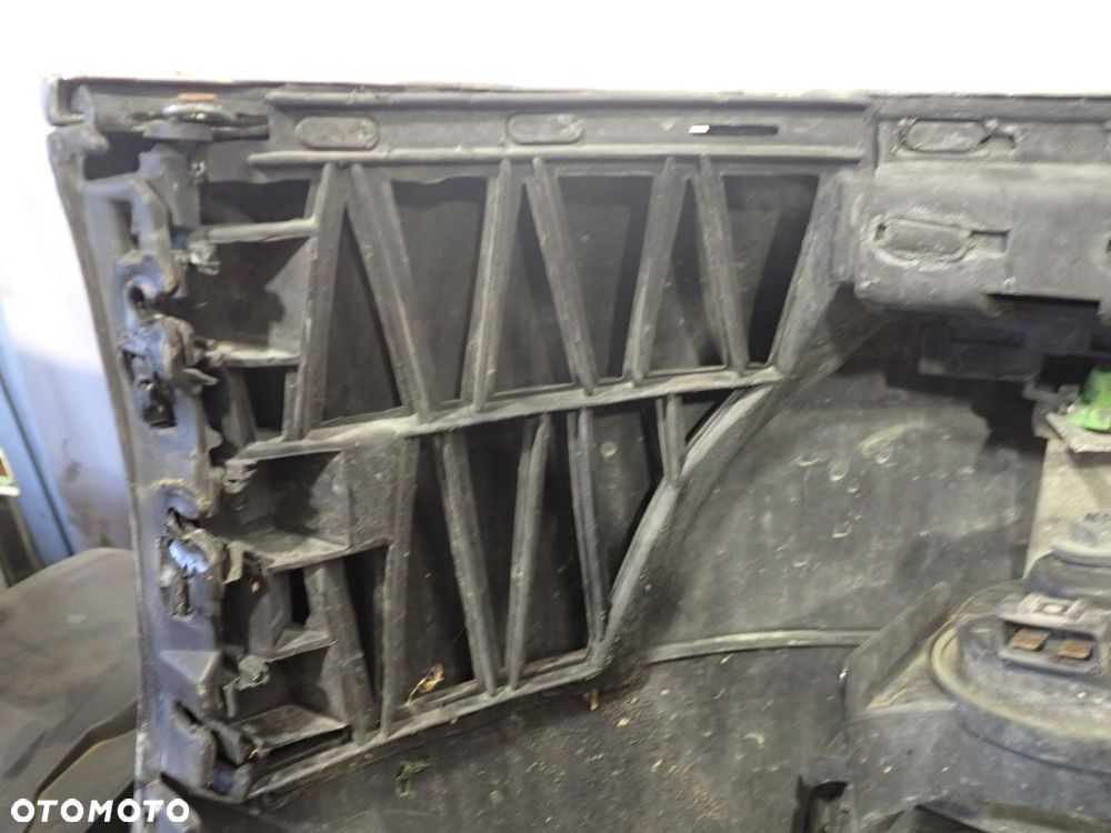 ZDERZAK PRZÓD AUDI A6 C5 2.5 - 25