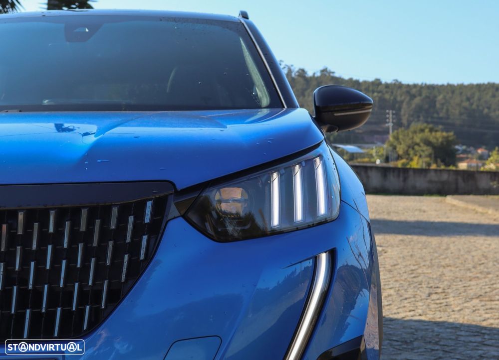 Peugeot 2008 - 4