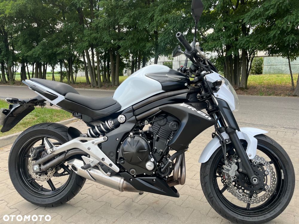 Kawasaki ER - 2