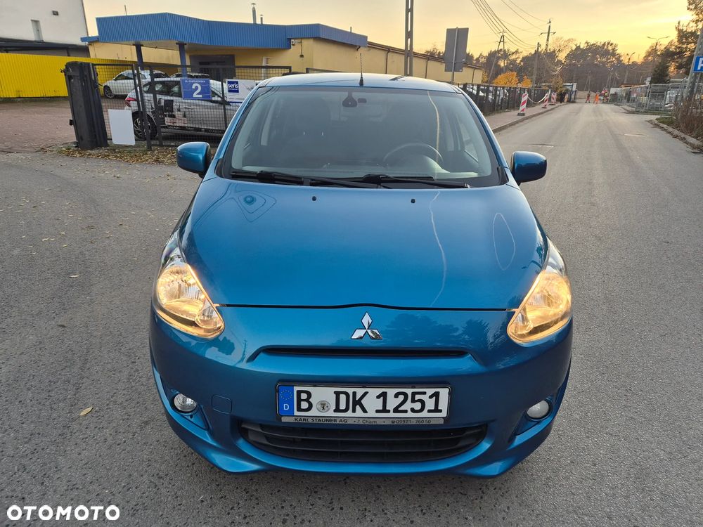 Mitsubishi Space Star 1.2 AS&G Invite CVT - 9