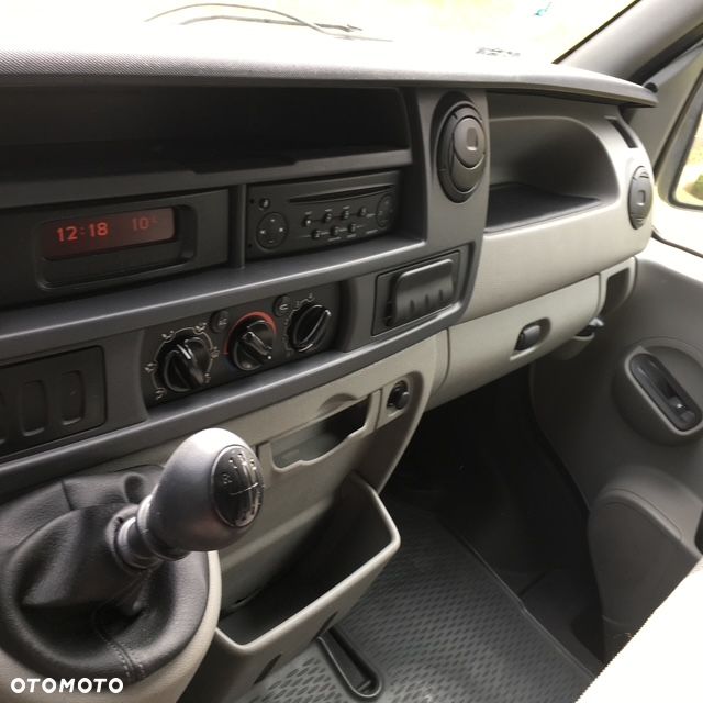 Renault Master - 15