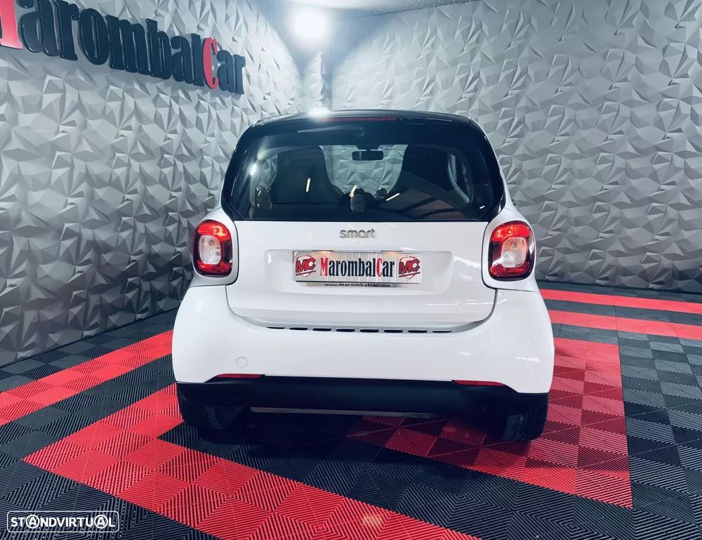 Smart ForTwo Coupé 1.0 mhd Pulse 71 Softouch - 2
