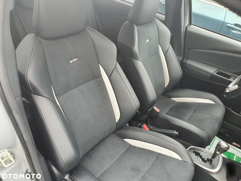 Toyota Yaris 1.5 VVT-i GR Sport - 17