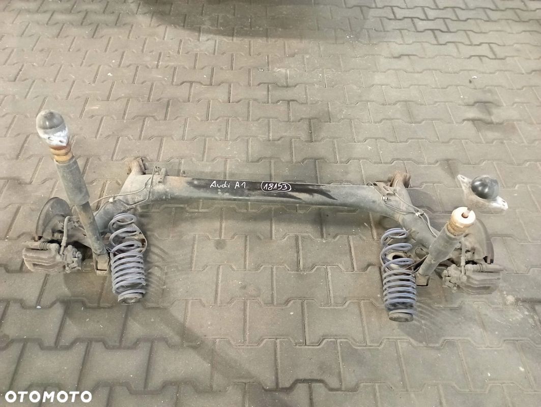 AUDI A1 1.4 TFSI ZAWIESZENIE BELKA TYŁ TYLNE - 1