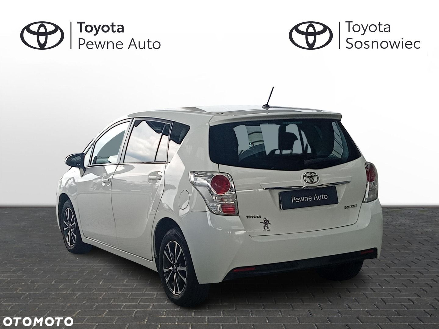 Toyota Verso - 5