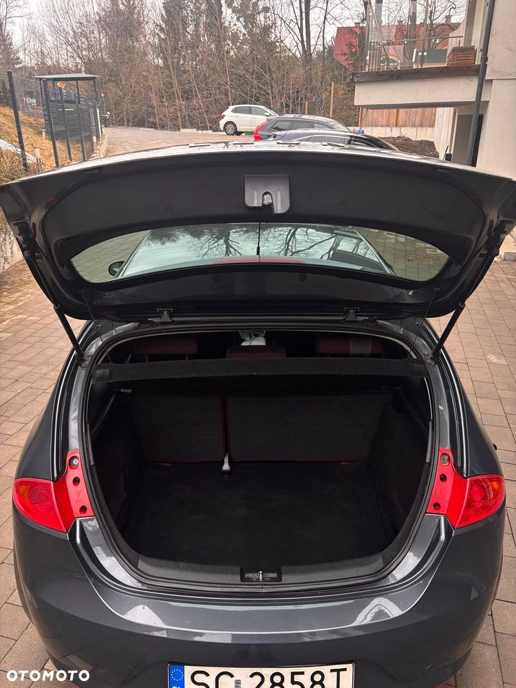 Seat Leon 2.0 TDI DSG Stylance - 28