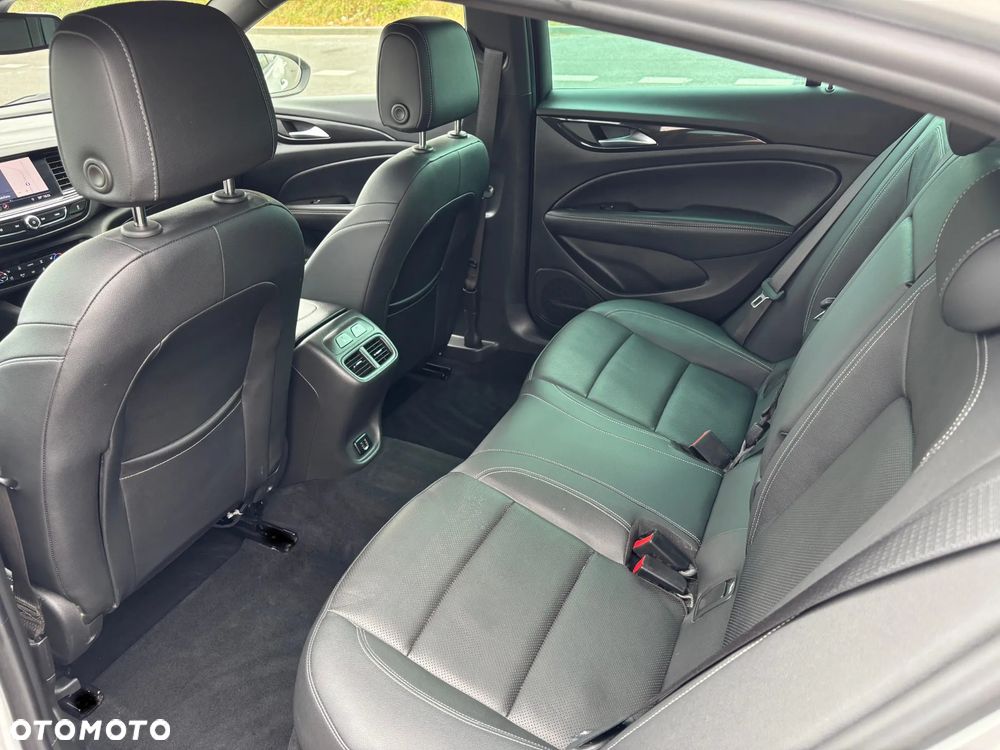 Opel Insignia 2.0 CDTI Ultimate S&S - 12