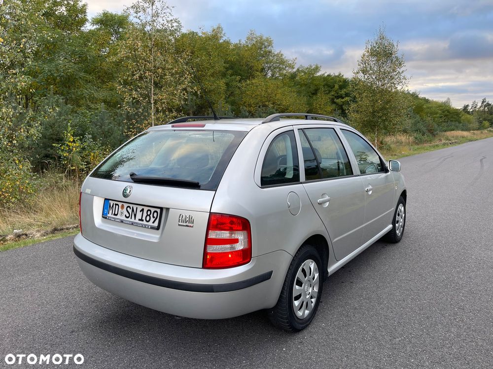 Skoda Fabia 2006 photo 4
