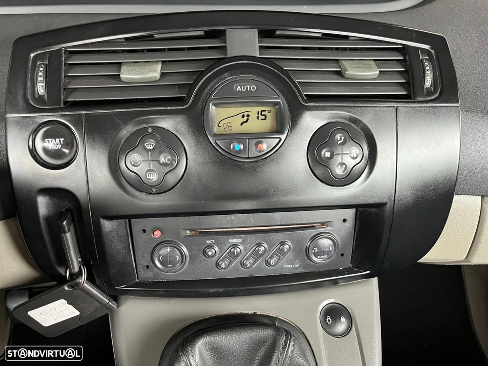 Renault Scénic 1.5 dCi Dynamique - 19