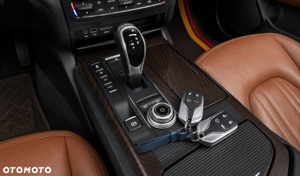 Maserati Ghibli S Q4 Modena - 11
