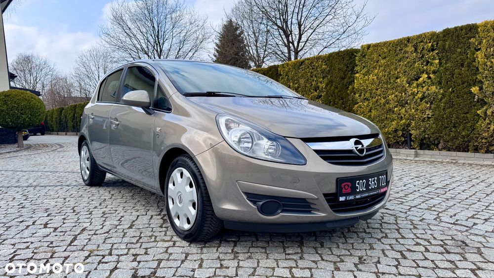 Opel Corsa - 8