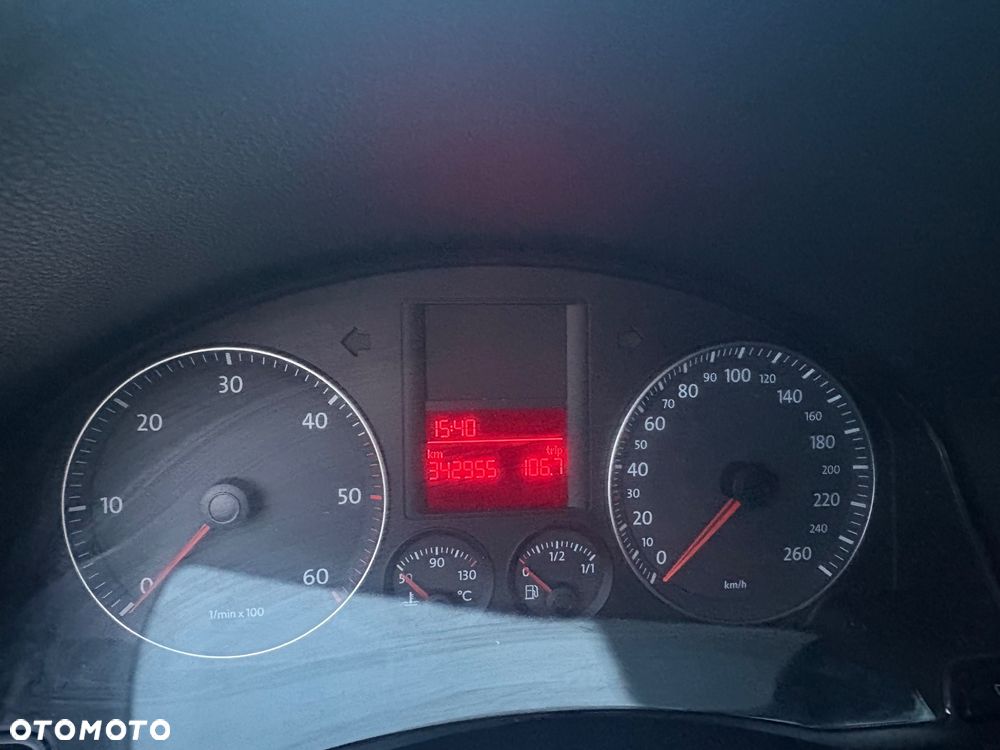 Volkswagen Golf 1.9 TDI Comfortline - 5