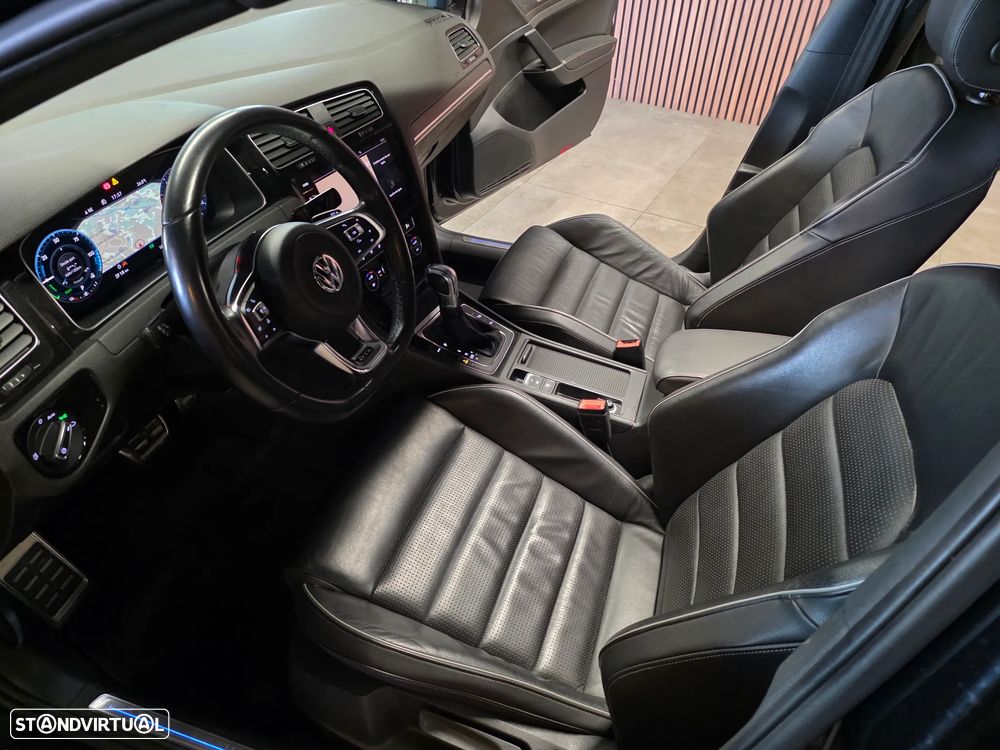 VW Golf 1.4 GTE Plug-in - 38