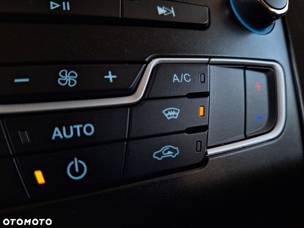 Ford Mondeo 2.0 EcoBlue Trend - 28