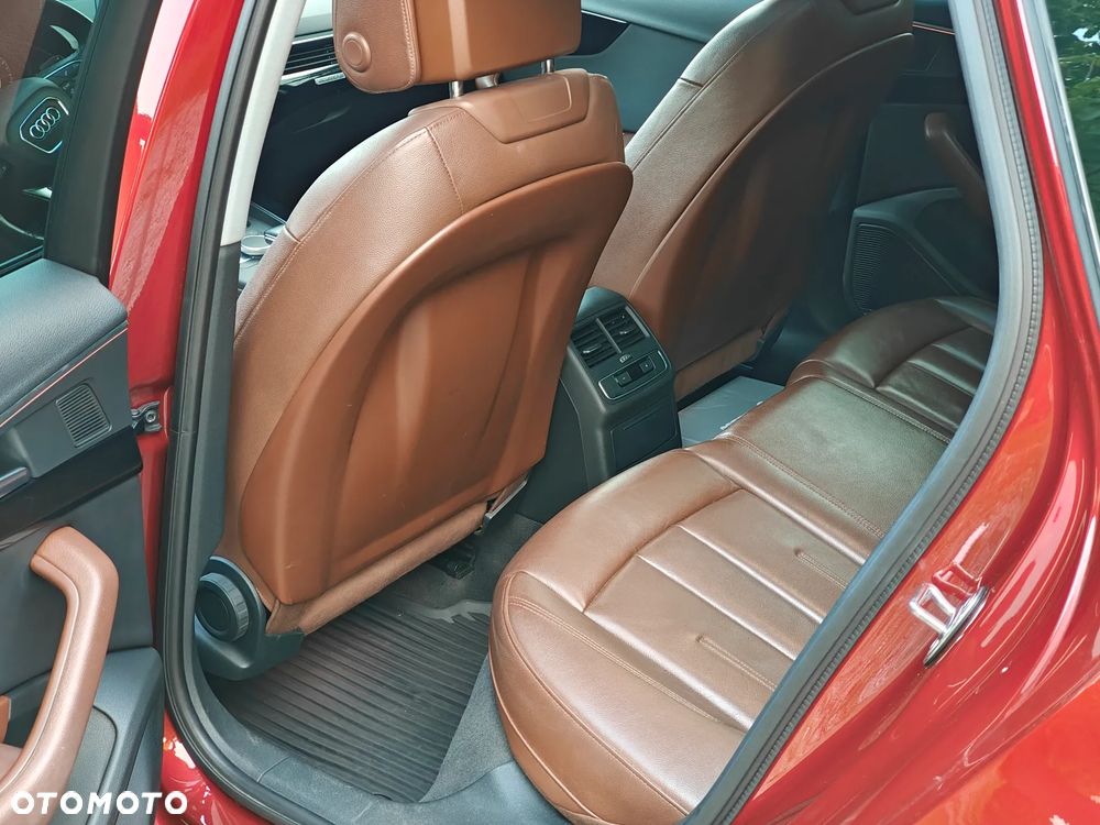 Audi A4 Allroad 2.0 TDI Quattro S tronic - 11