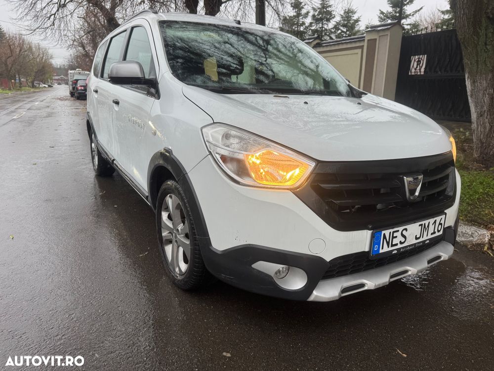 Dacia Lodgy 1.2 TCe 115 CP Stepway - 3