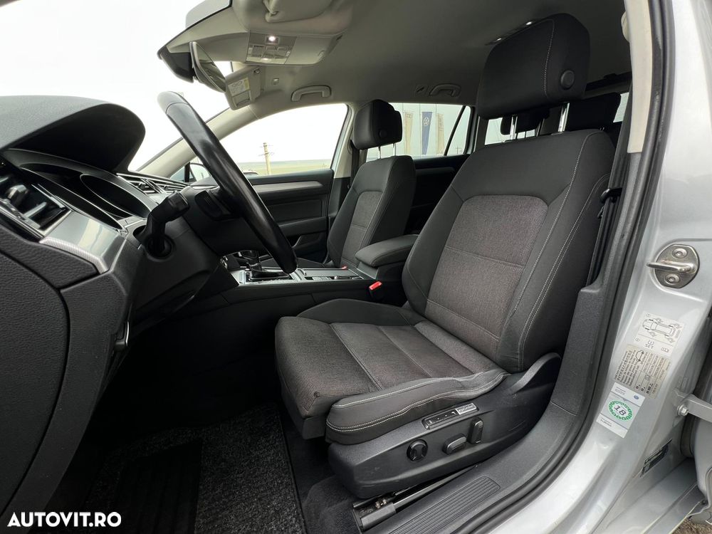 Volkswagen Passat 2.0 TDI DSG Comfortline - 10